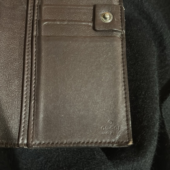 Women’s or Men’s Chocolate Vintage Gucci Long Wallet. So many pockets and 7/10 - Picture 7 of 17